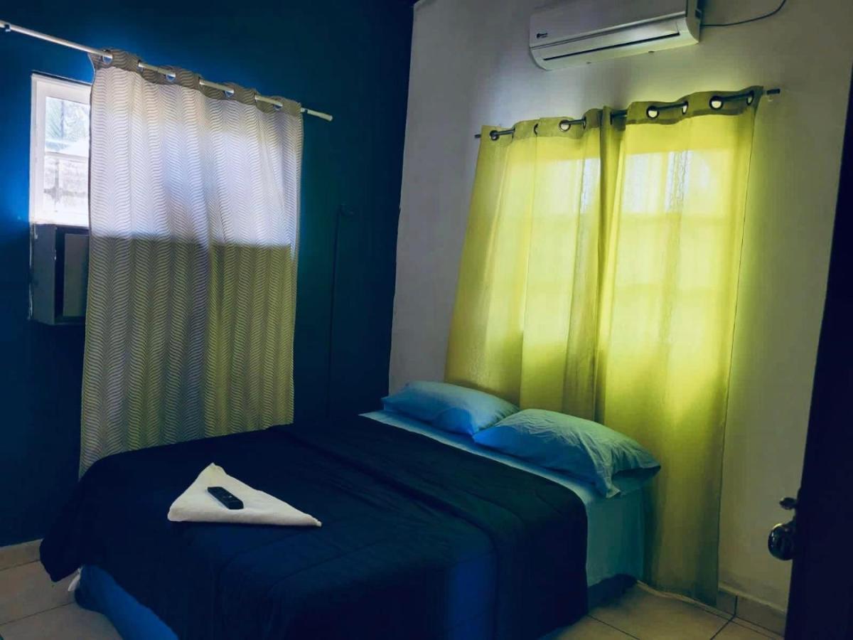 Hostal Rudy'S Beach Puerto Cortes Exterior foto