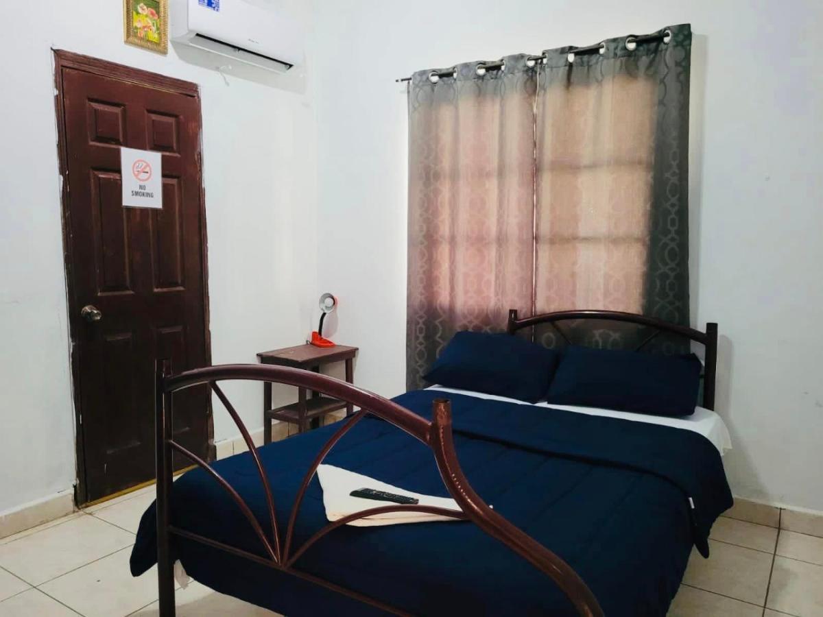 Hostal Rudy'S Beach Puerto Cortes Exterior foto